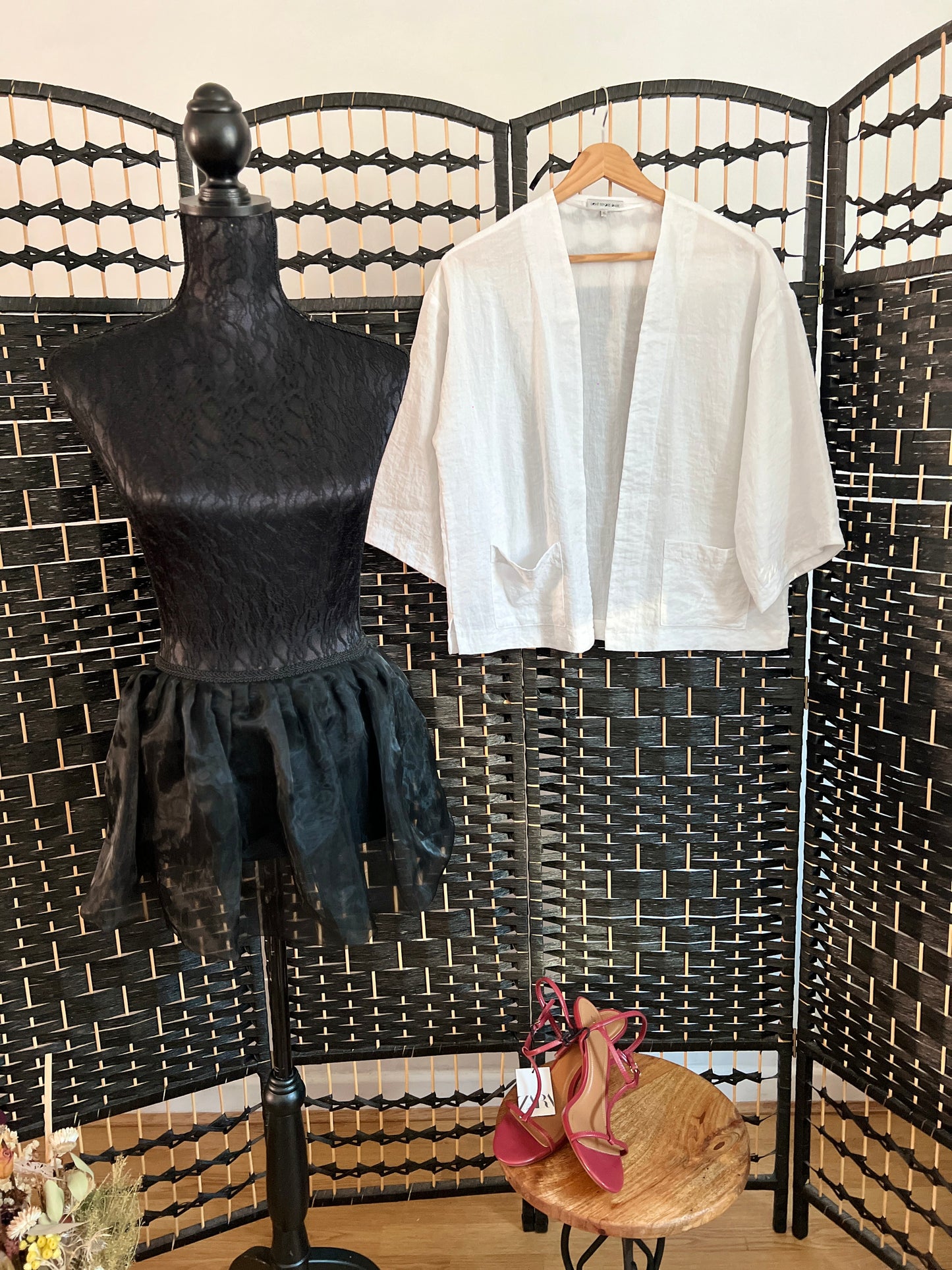 Light Before Dark White Cotton Blazer Size X/S