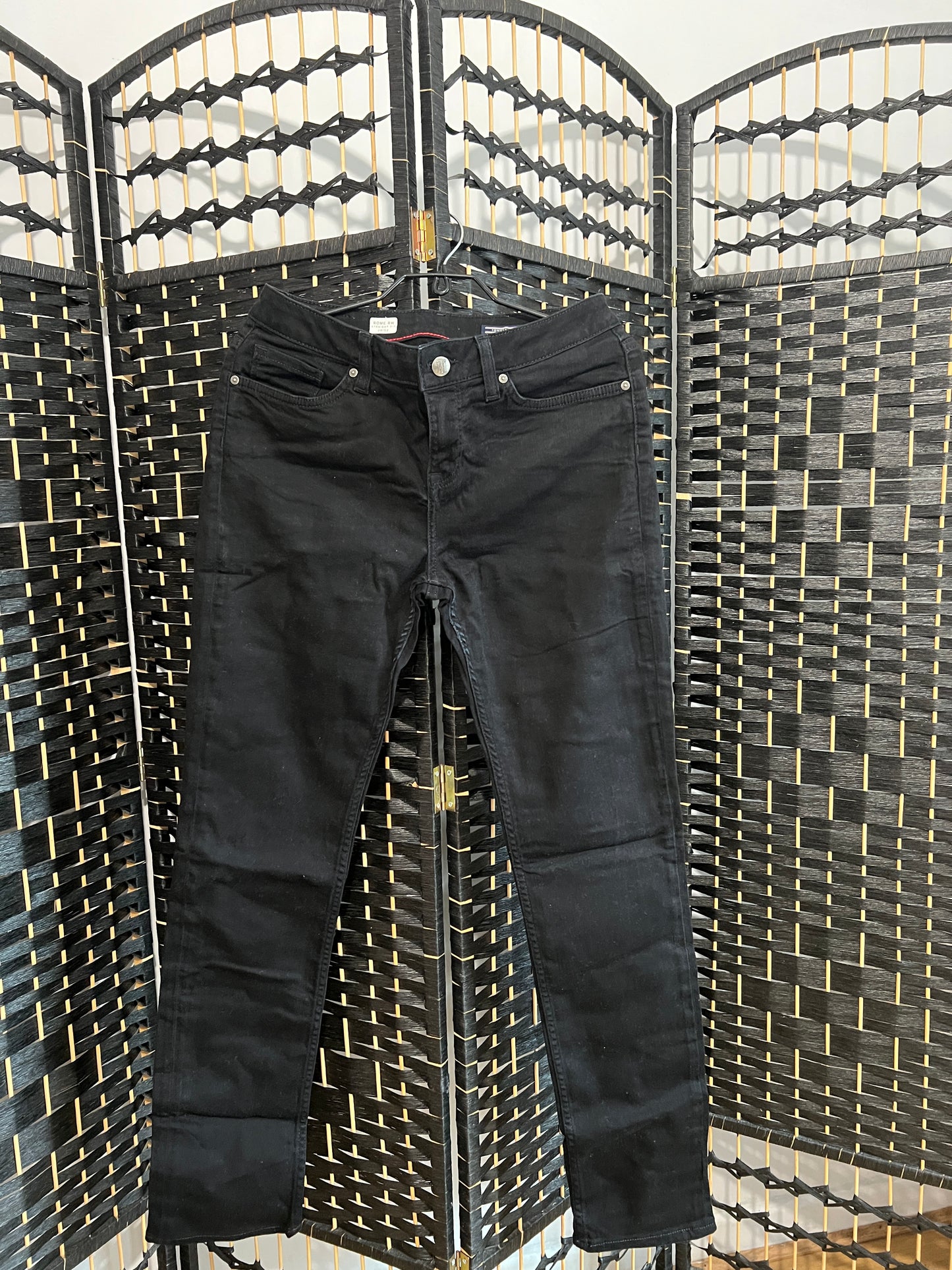 Tommy Hilfiger Black Jeans Stretchable Used once W28 L32