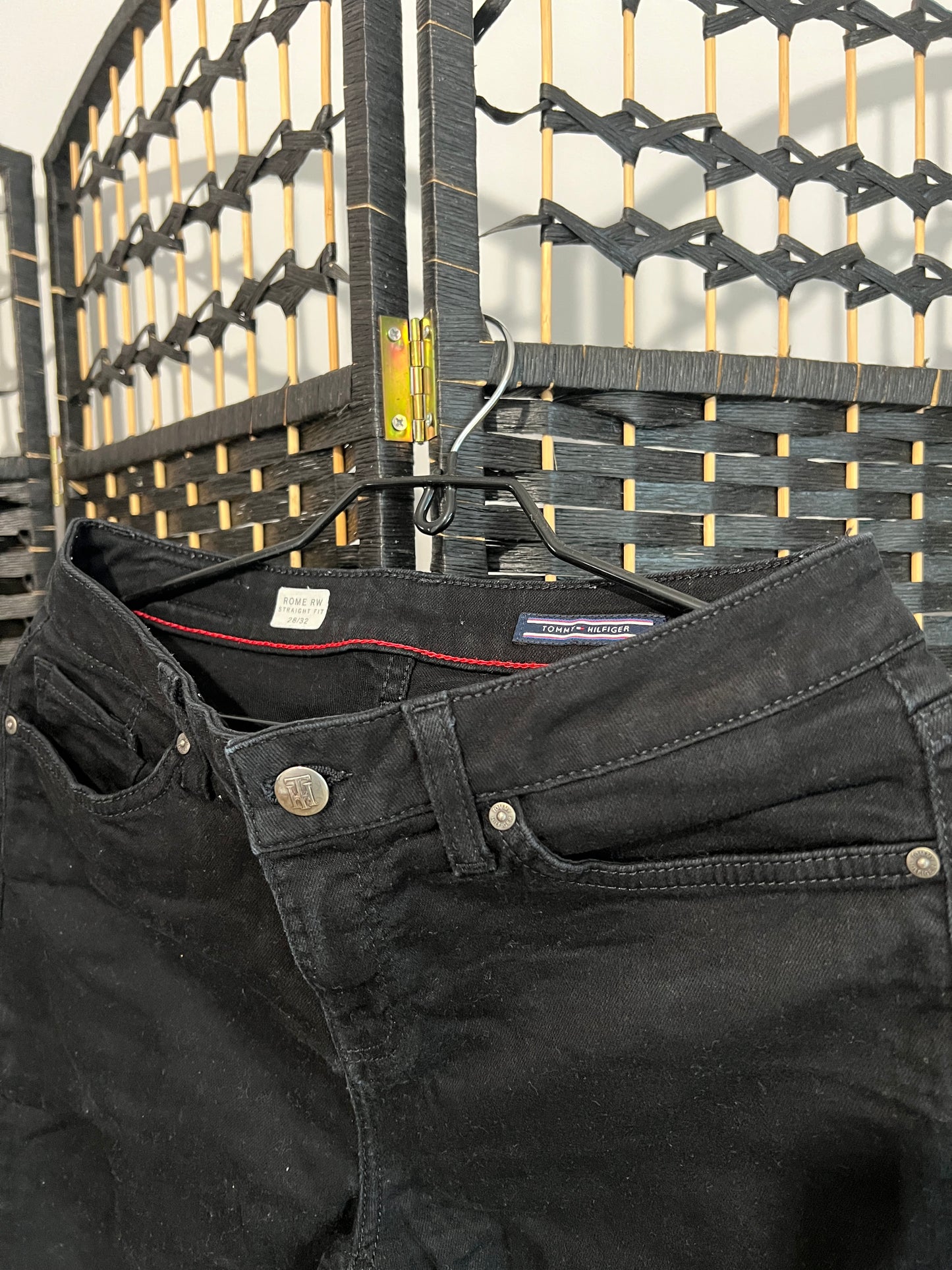 Tommy Hilfiger Black Jeans Stretchable Used once W28 L32