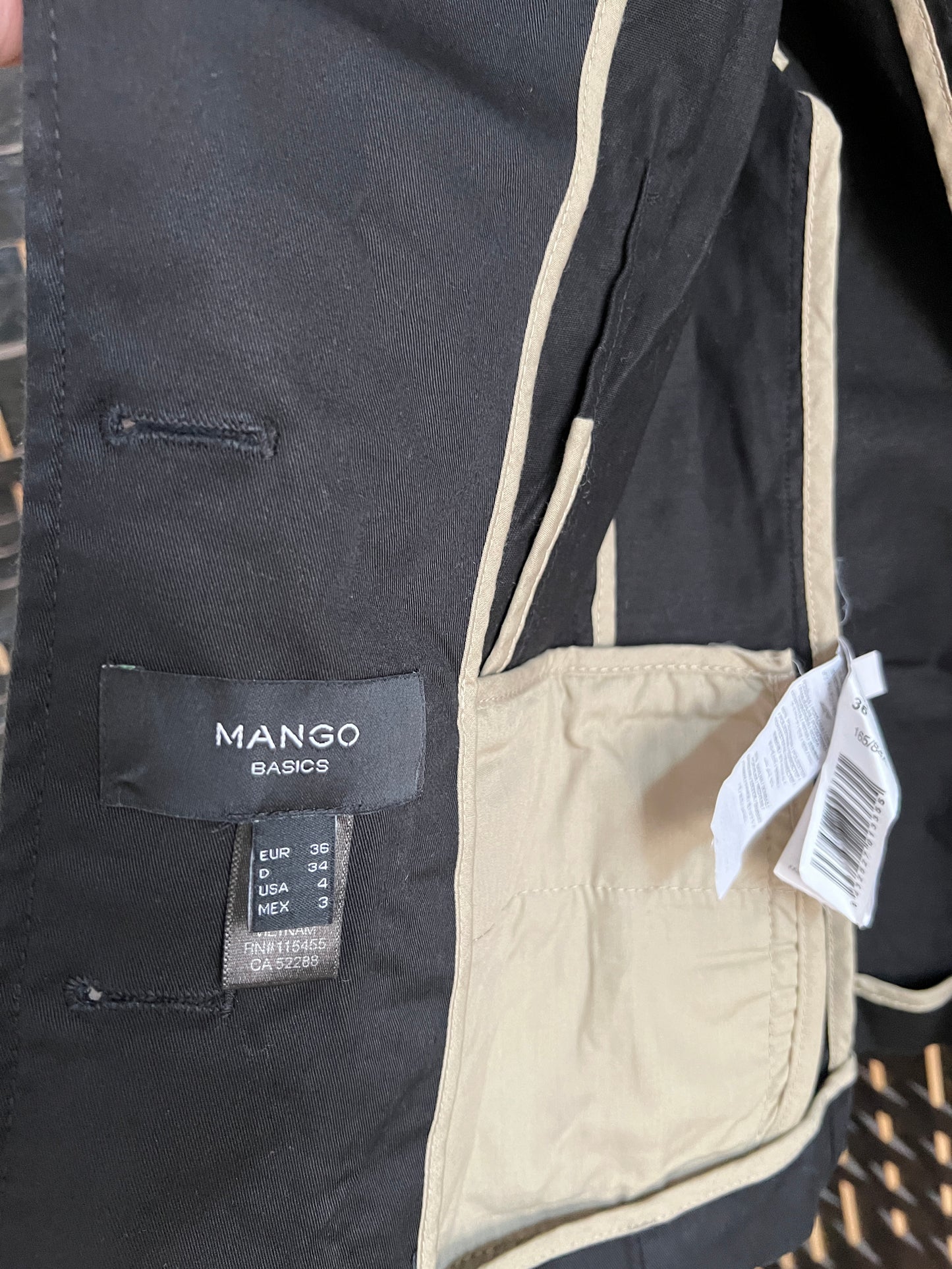 Mango Blazer Black Tailored New never worn Size XS/S