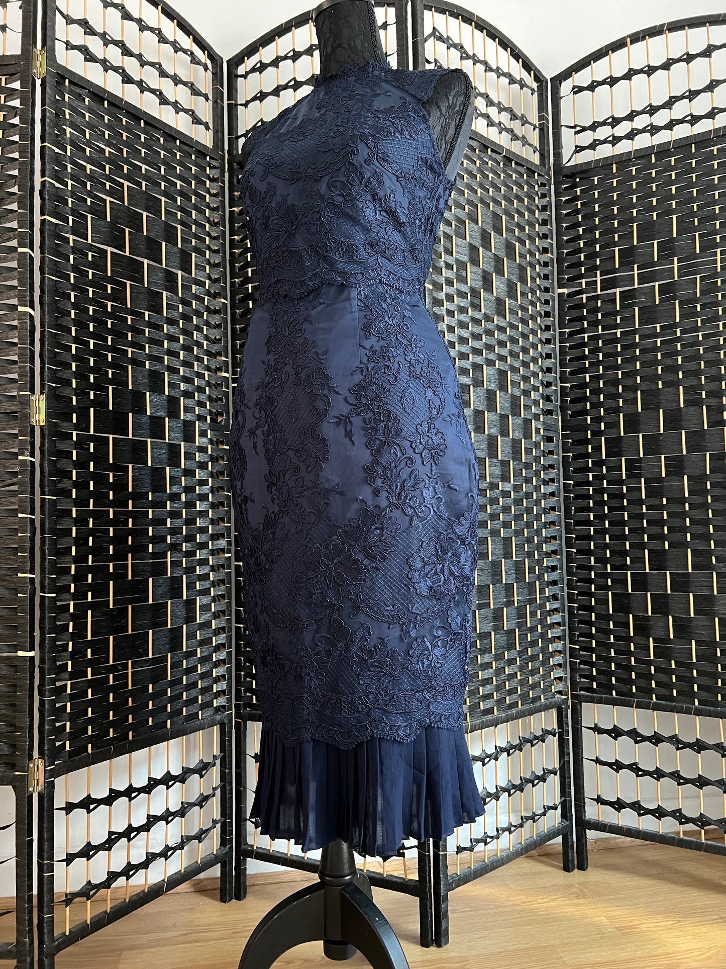 Lipsy London Navy Blue Midi Lace Dress VIP Party New with tag Size S