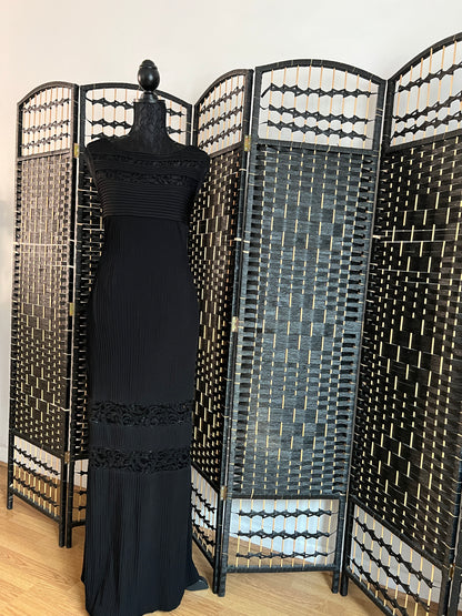 Andrew Marc Long Black Cotton Pleated Dress High Quality Used Once Size S/M/One Size Stretchable