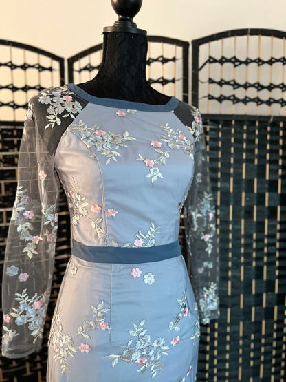 Chi-chi London Dusty Blue Occasion Long Dress/ Long Sleeve Dainty Floral Detail Pre-owned Size XS/S