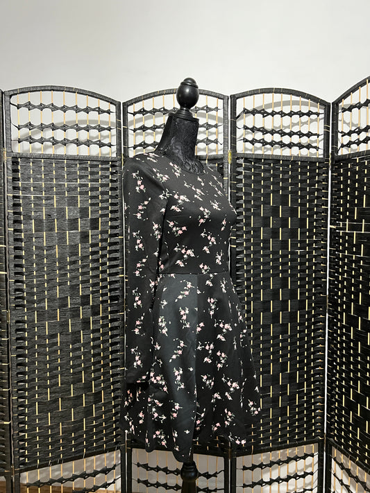 H&M Black A-Line Long Sleeve Floral Dress New without tag Size S