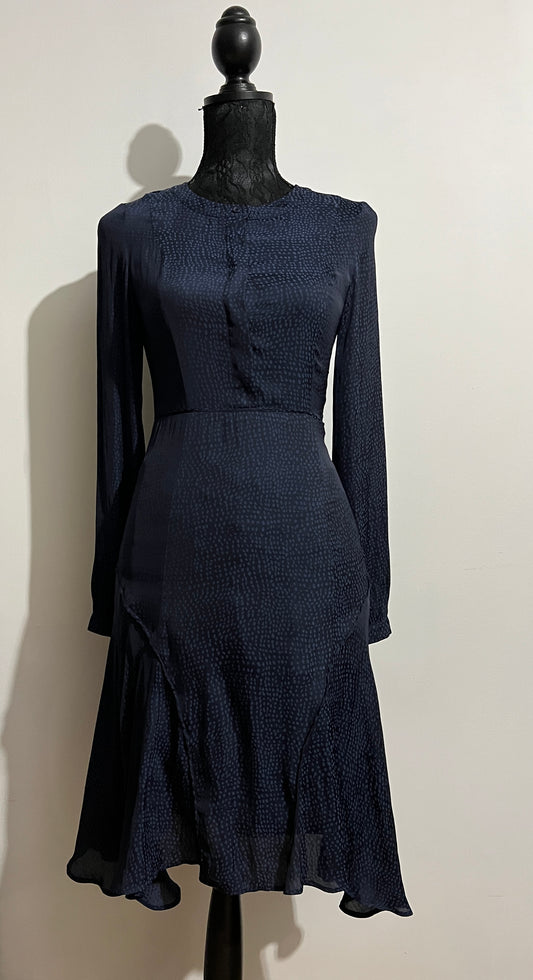 H&M Navy Blue silk tailored formal dress Pre-owned, Used once Size Small