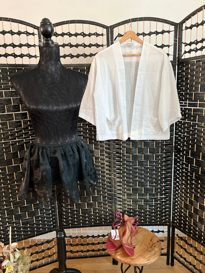 Light Before Dark White Cotton Blazer Size X/S