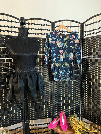 Stradivarius Navy  Blue Floral Blouse Pre-owned Size M