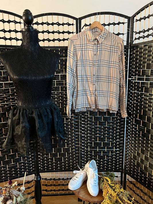 Stradivarius Beige/Nude Cotton Long sleeve Checkered Polo Shirt Used once Size M