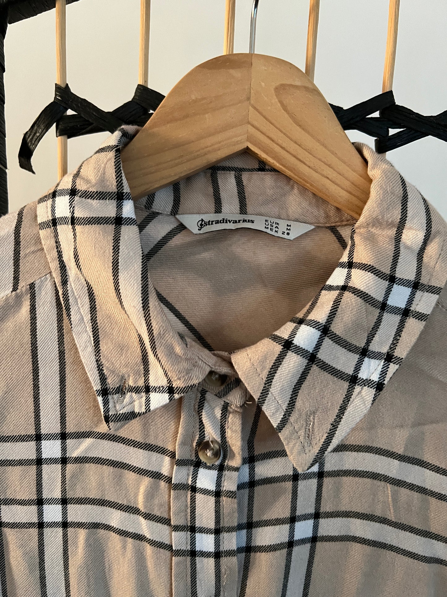 Stradivarius Beige/Nude Cotton Long sleeve Checkered Polo Shirt Used once Size M