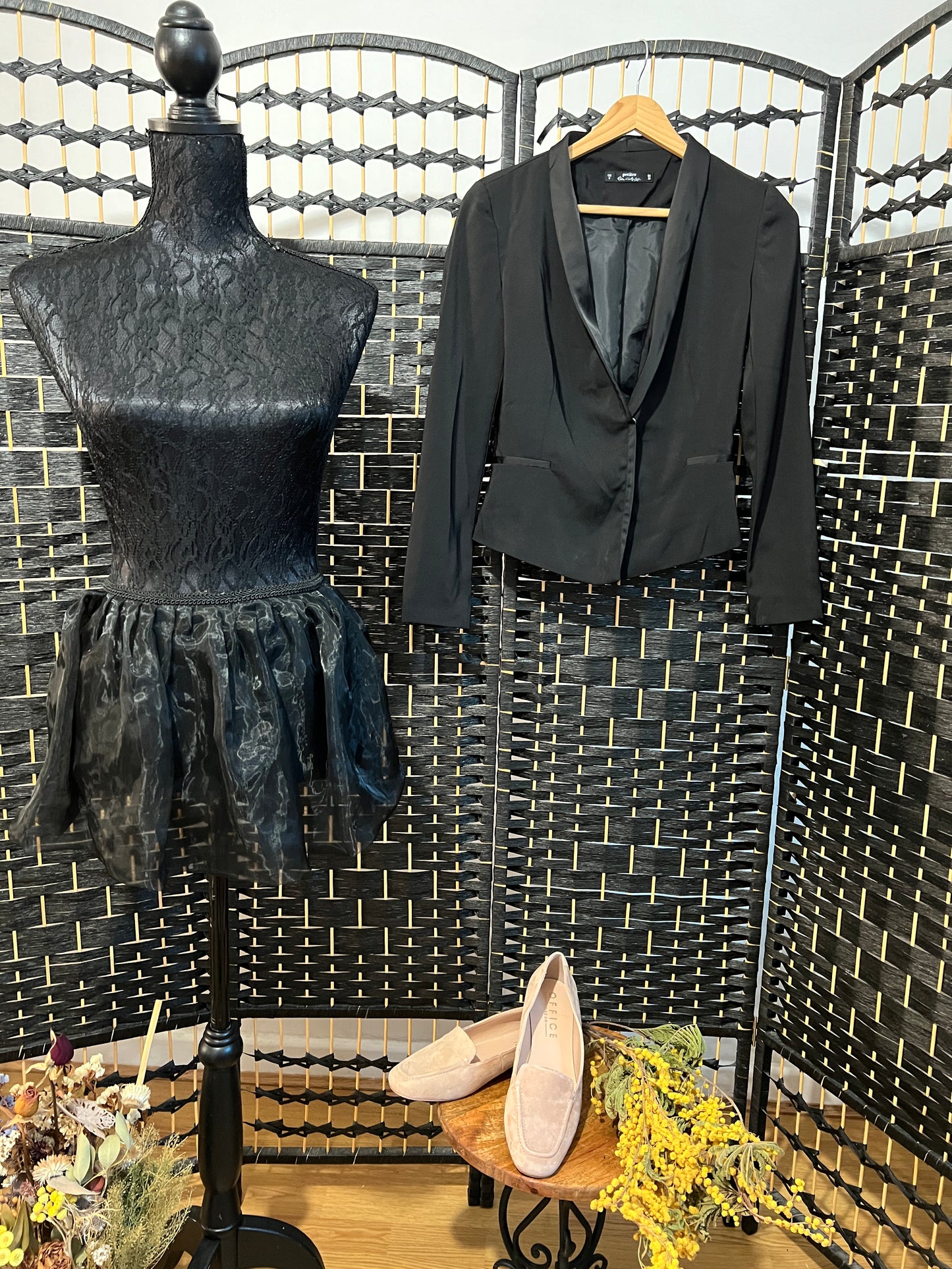 Miss Selfridge Black Short Tailored Blazer Used once Size XS/S